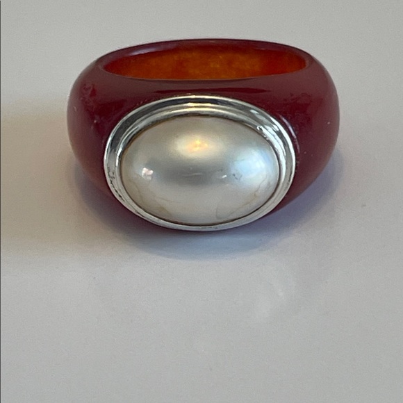 Genuine Red Jade Ring With Mabe Pearl In 925 Sterling Silver Bezel Setting - Picture 8 of 16